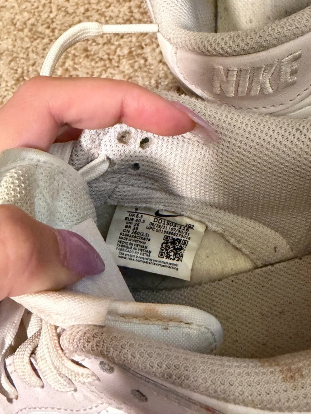Nike Women’s Dunks in Lavender and white